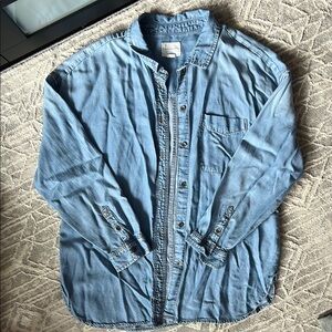 American Eagle Outfitters Blue Button Down Shirt